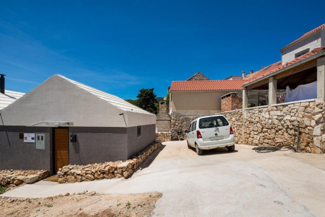 Rural House Pikola With Sea View On Vis Island Villa Komiza Ngoại thất bức ảnh
