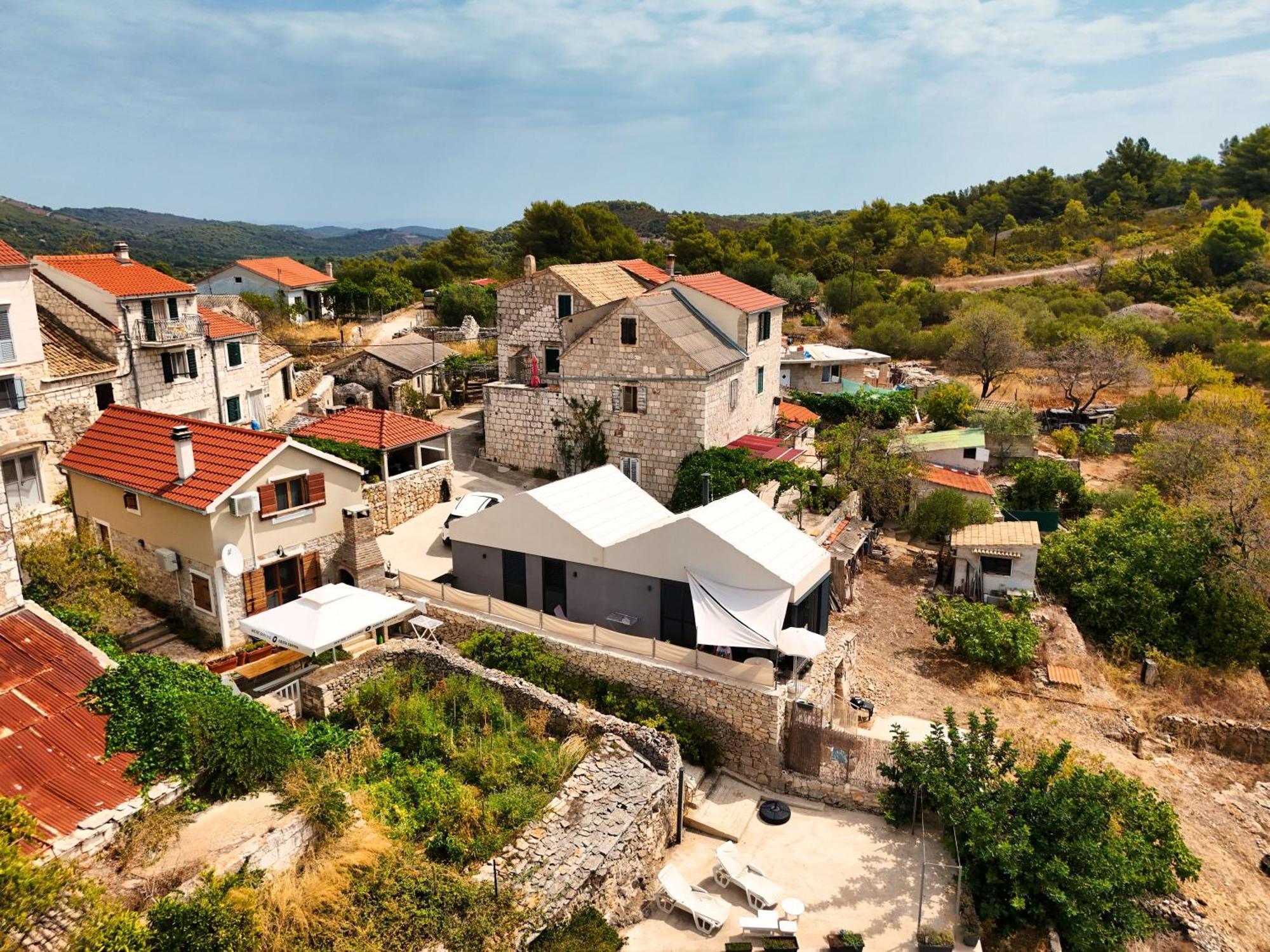 Rural House Pikola With Sea View On Vis Island Villa Komiza Ngoại thất bức ảnh